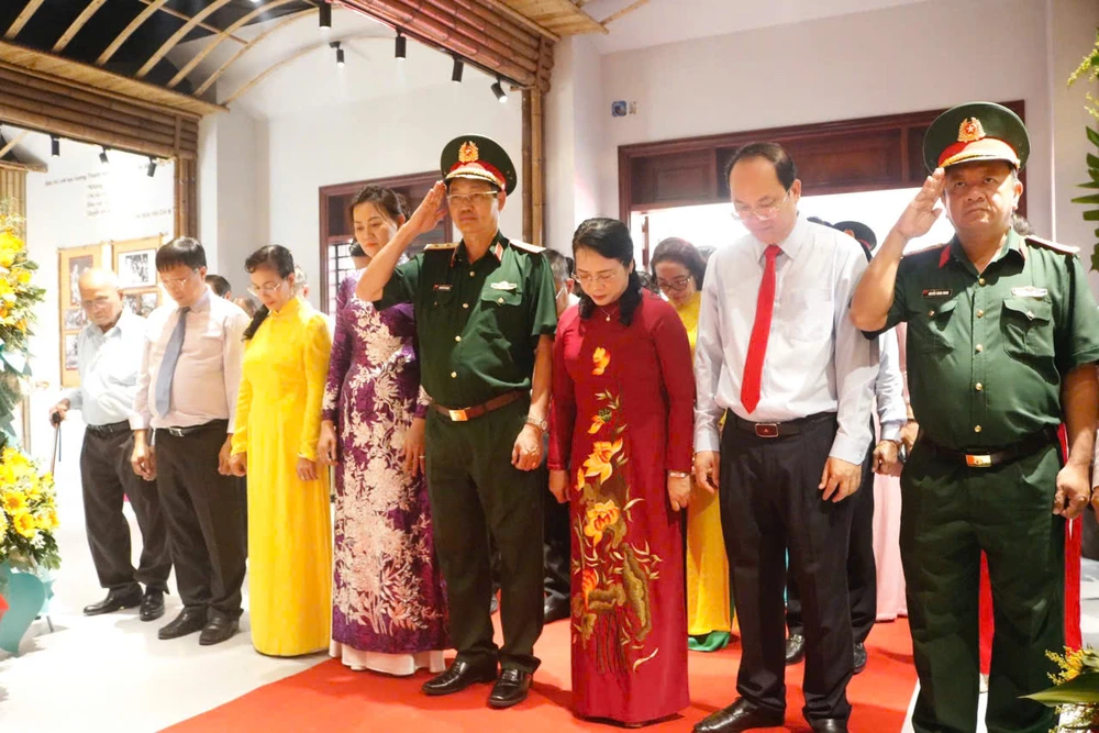 dân công hỏa tuyến (3).jpg