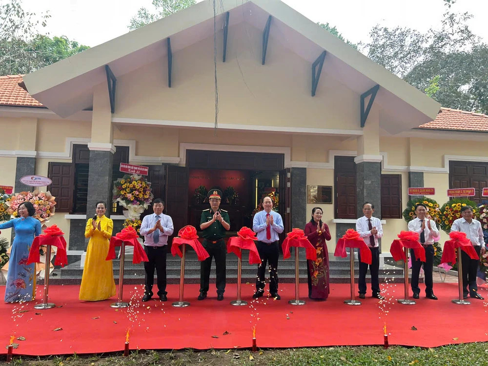 dân công hỏa tuyến (9).jpg