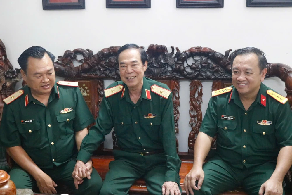 gia đình chính sách (2).jpg