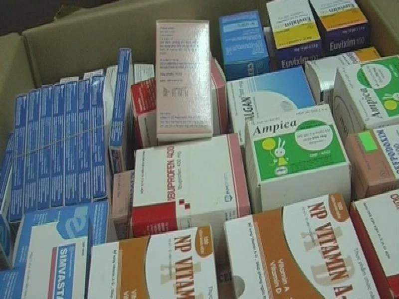 Phát hiện một công ty dược bán thuốc hết hạn sử dụng ảnh 1