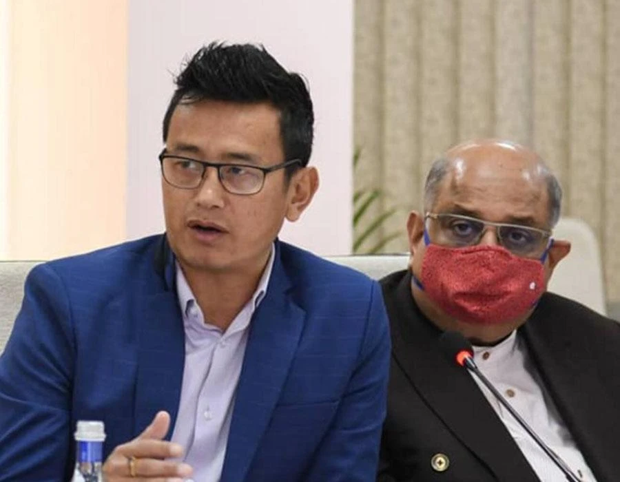 Cựu tiền đạo đội tuyển Ấn Độ Baichung Bhutia tố cáo cuộc bầu chủ tịch LĐBĐ Ấn Độ có can thiệp của “bên thứ ba”. Ảnh: AIFF Cựu tiền đạo đội tuyển Ấn Độ Baichung Bhutia tố cáo cuộc bầu chủ tịch LĐBĐ Ấn Độ có can thiệp của “bên thứ ba”. Ảnh: AIFF
