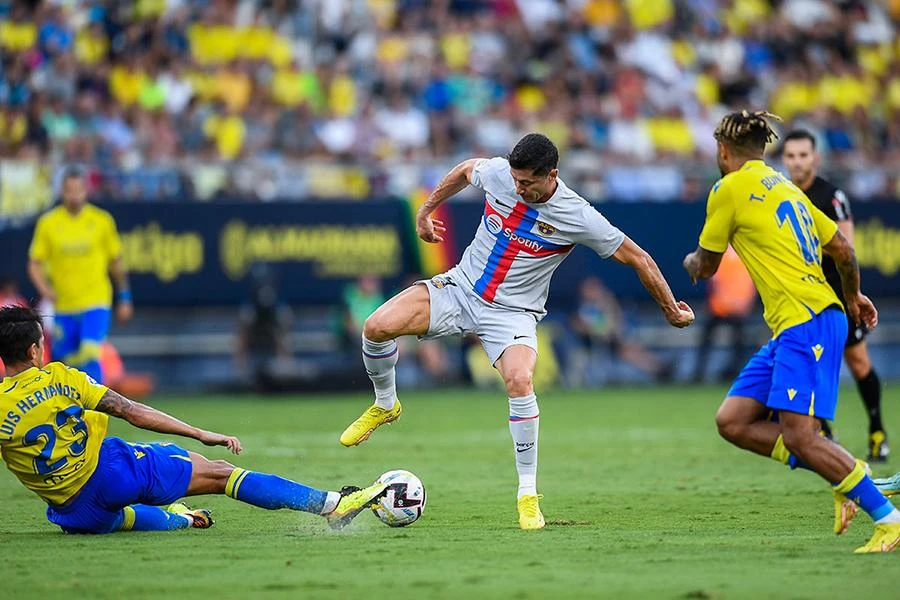 Lewandowski luôn tỏa sáng trong màu áo Barca. Ảnh: GETTY