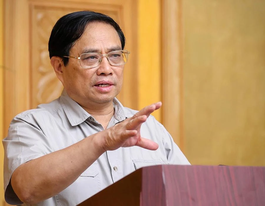 Thủ tướng Phạm Minh Chính chủ trì cuộc họp khẩn ứng phó với bão số 4 sáng 27-9. Ảnh: VGP