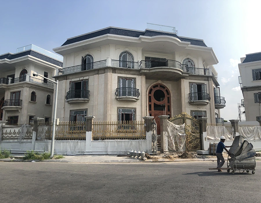 Thị trường bất động sản mong chờ những đổi mới quyết liệt về chính sách để có thể phục hồi mạnh mẽ trong năm nay.Ảnh minh họa: QUANG HUY