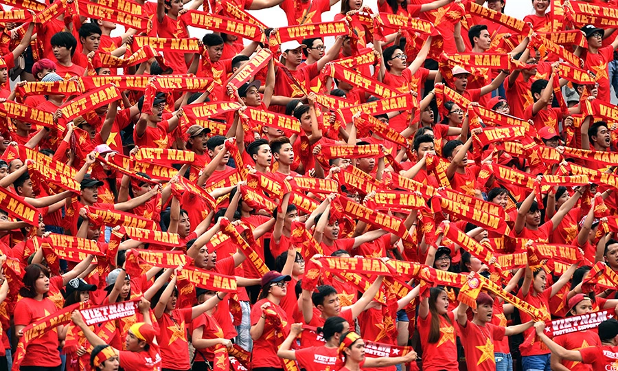 10 năm sau, Fair Play không chỉ đẹp trên sân cỏ mà đẹp cả ở khán đài. Ảnh: ANH PHƯƠNG 10 năm sau, Fair Play không chỉ đẹp trên sân cỏ mà đẹp cả ở khán đài. Ảnh: ANH PHƯƠNG