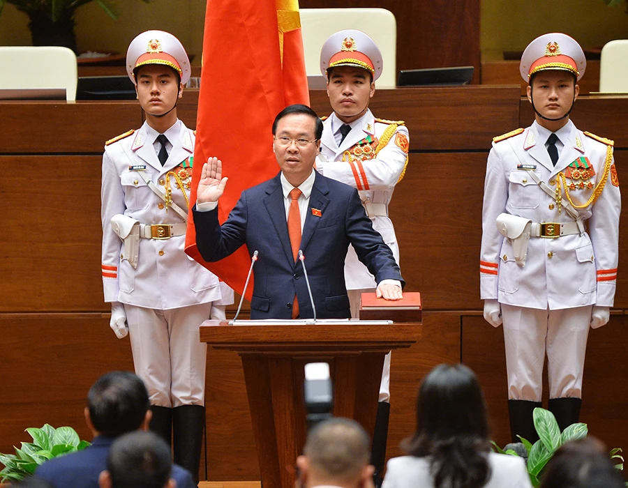 Tân Chủ tịch nước Võ Văn Thưởng tuyên thệ nhậm chức. Ảnh: PHẠM THẮNG