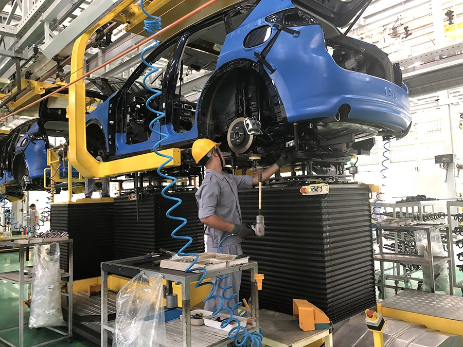 Các hiệp hội, địa phương kiến nghị giảm 50% lệ phí trước bạ để hỗ trợ ngành ô tô vượt qua khó khăn trong tình hình hiện nay. Ảnh: QH