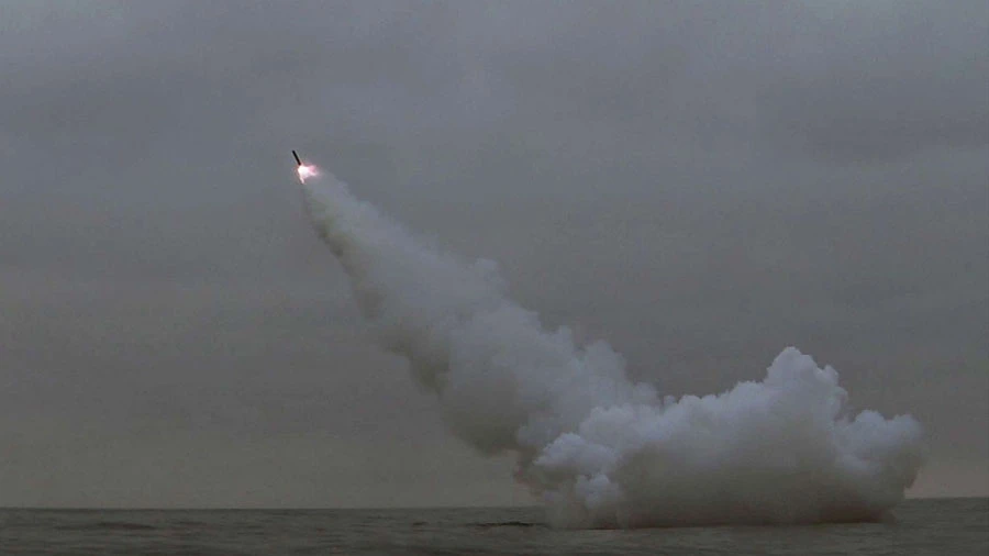 Ảnh vụ phóng tên lửa hành trình chiến lược từtàungầm của Triều Tiên vào ngày 12-3. Ảnh: KCNA Ảnh vụ phóng tên lửa hành trình chiến lược từtàungầm của Triều Tiên vào ngày 12-3. Ảnh: KCNA