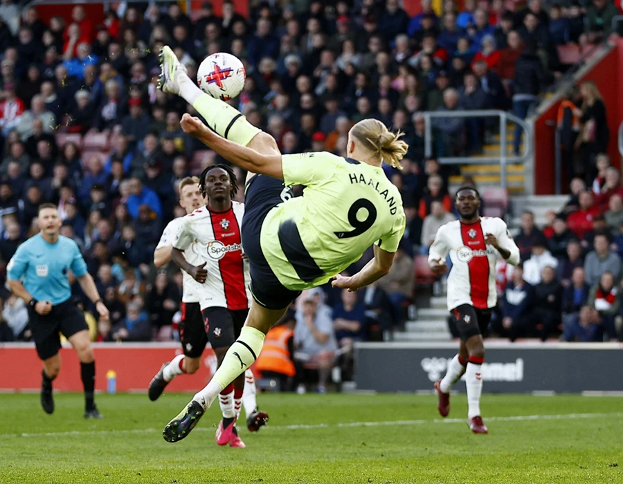 Bàn thắng của Haaland được HLV Guardiola ca ngợi. Ảnh: REUTERS