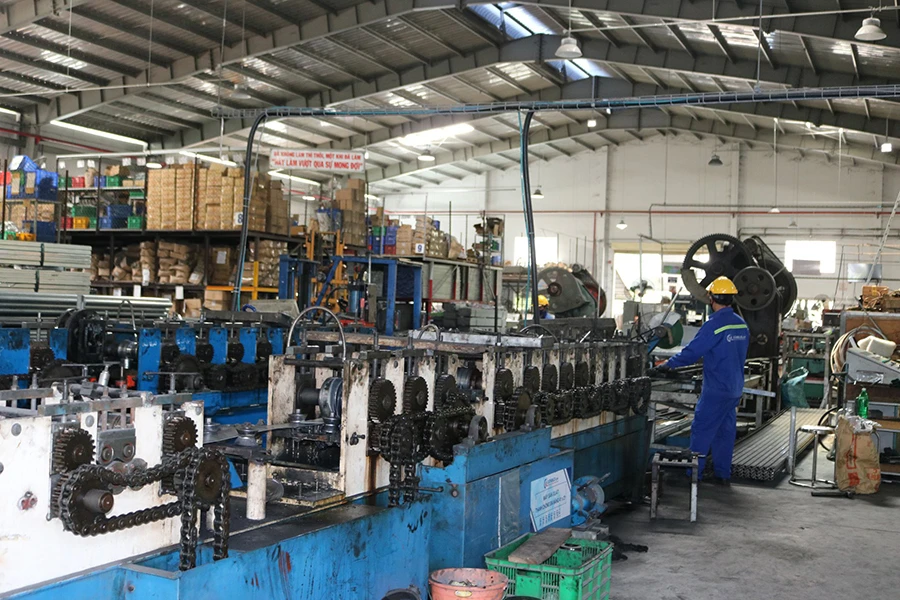 Công nghệ, máy móc là một trong những rào cản trong phát triển công nghiệp của TP.HCM giai đoạn hiện nay. Ảnh:TÚUYÊN Công nghệ, máy móc là một trong những rào cản trong phát triển công nghiệp của TP.HCM giai đoạn hiện nay. Ảnh:TÚUYÊN