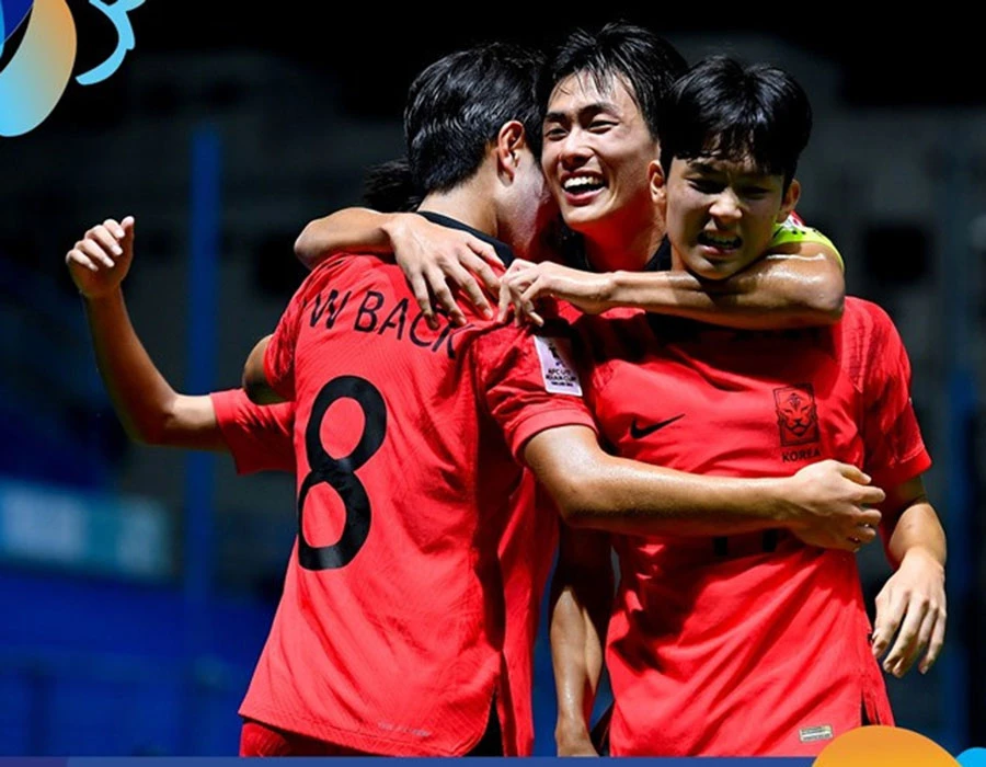 Hàn Quốc rất mạnh với những cầu thủ tuổi 16 có thể hình đẹp đá giải U-17. Ảnh: AFC
