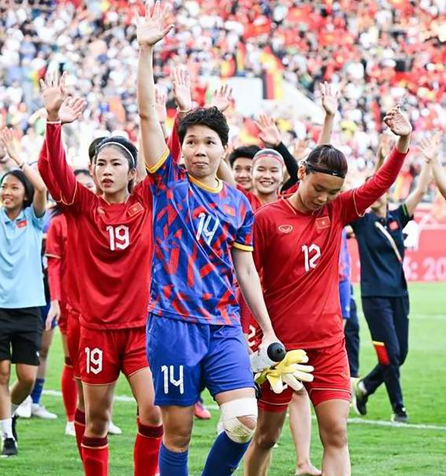 Cả đội nữ Việt Nam và Bồ Đào Nha đều lần đầu tham dự World Cup và ở cùng bảng E. Ảnh: GETTY IMAGES