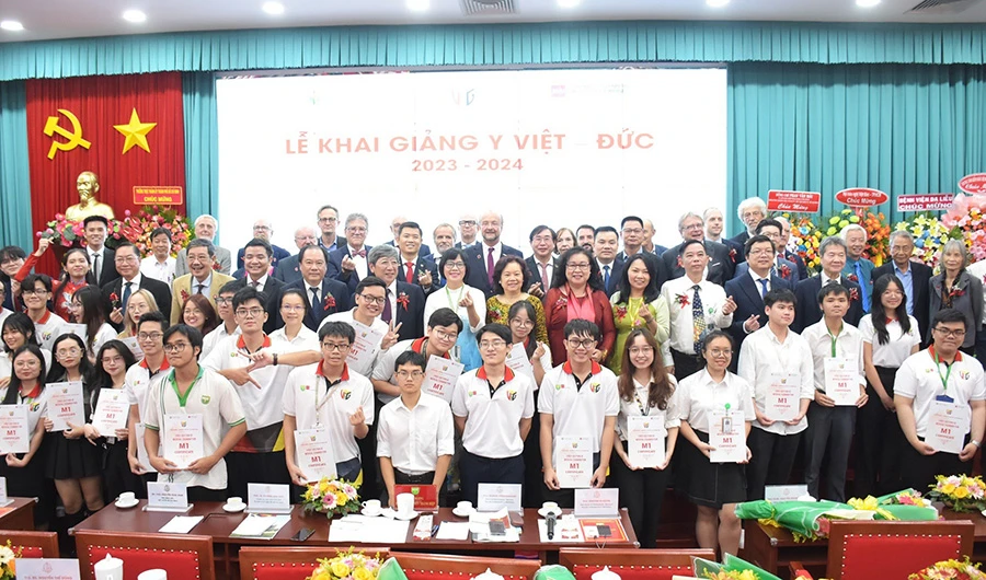 khoa Y Việt - Đức