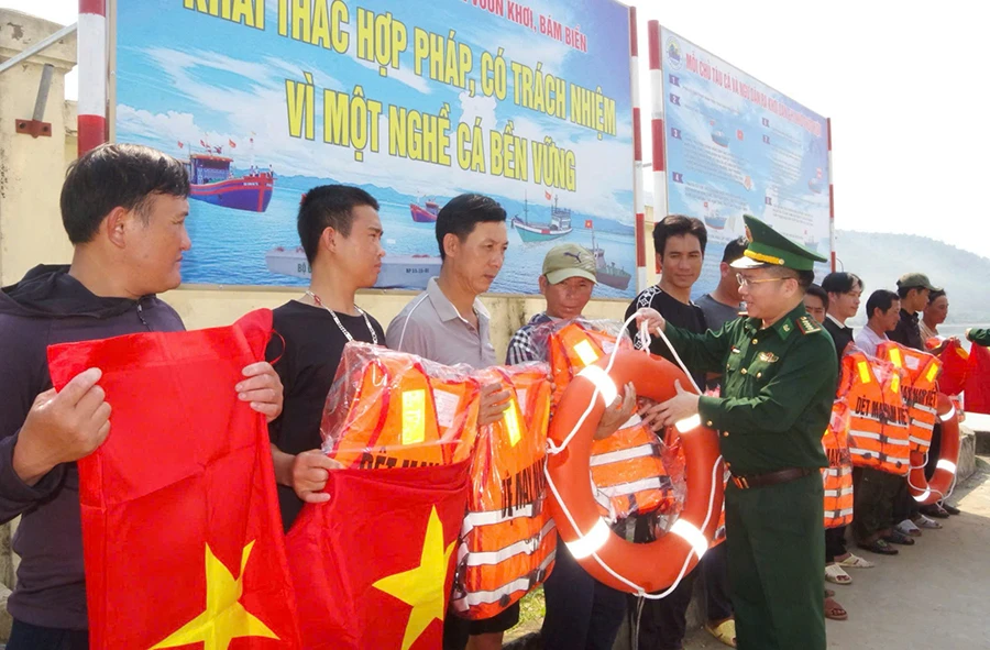 4-5-P45_Cot phai_h2.jpg