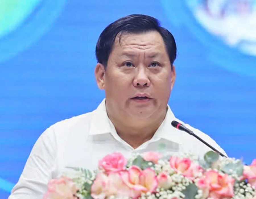 Ong Huynh Van Son.jpg