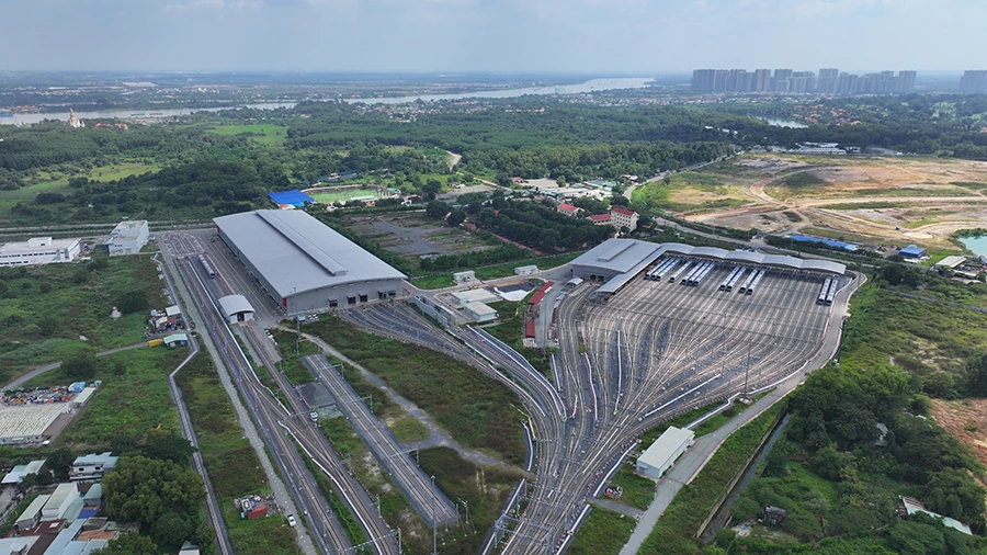 TP.HCM mới đưa vào vận hành khai thác một tuyến metro là Bến Thành - Suối Tiên, dài 19,7 km. Ảnh: NGUYỄN TIẾN