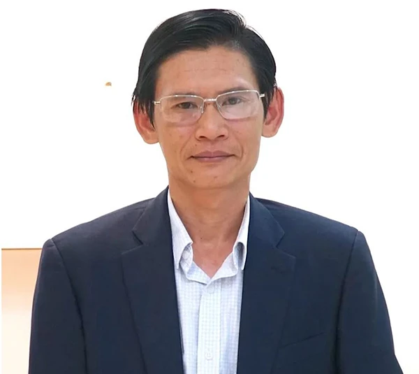 Tiến sĩ Huỳnh Thanh Điền, Đại học Nguyễn Tất Thành.jpg