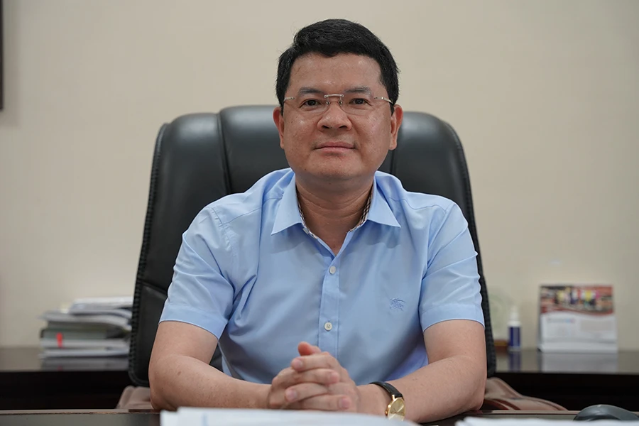 P23_BOX_HOANG HAI MINH.jpg