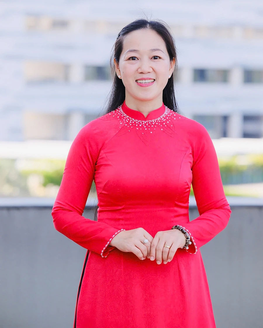 Bà Trần Thị Hồng Hạnh, Phó Giám đốc Sở Tư Pháp TP.HCM.