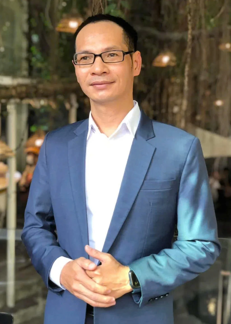 Ông Nguyễn Hoàng.jpg