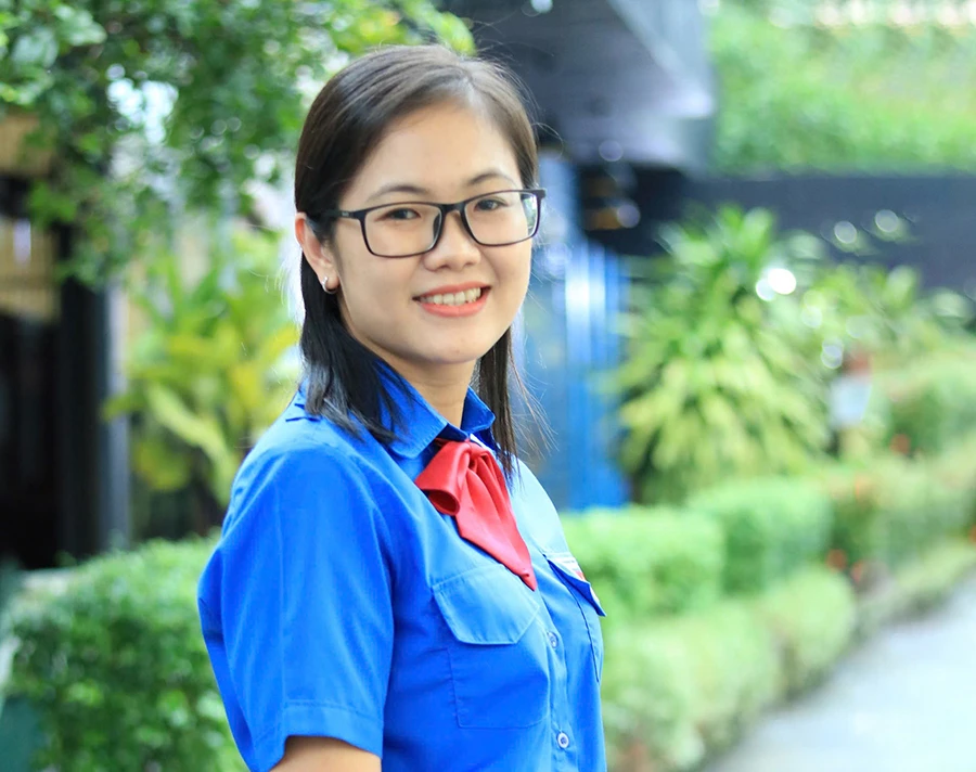 P2+3-Phan Thi Lan Anh.jpg