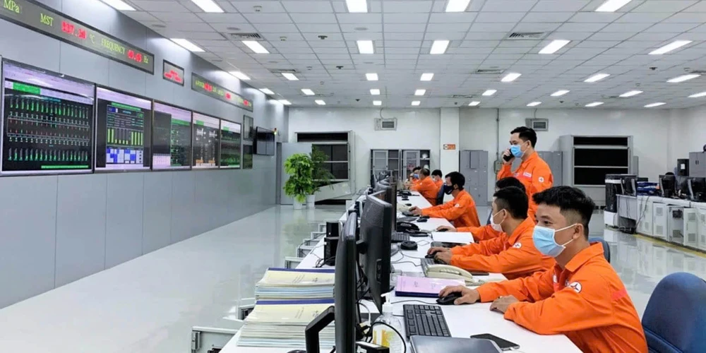 8-chinh.jpg