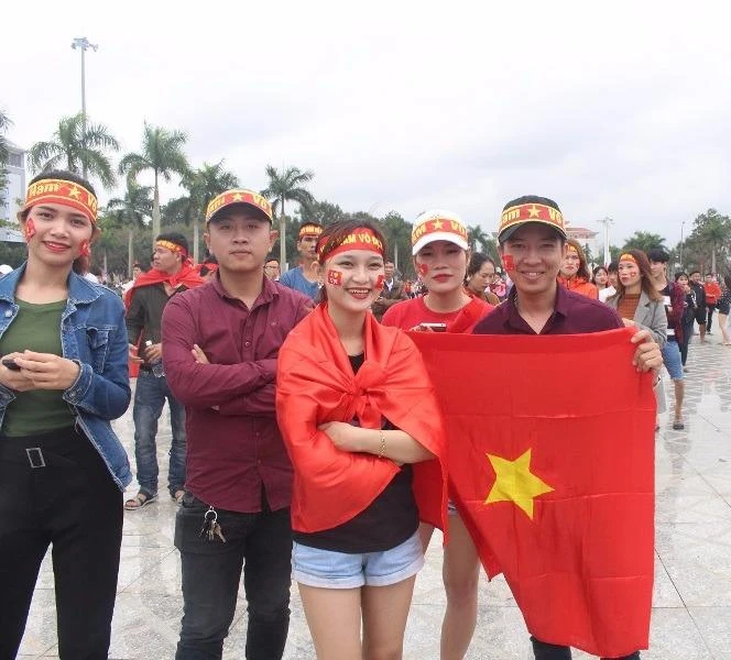 Tuy không là nhà vô địch, nhưng cổ động viên vẫn hài lòng về những cầu thủ U23 Việt Nam đã "chiến đấu" ngoan cường đến phút cuối cùng.