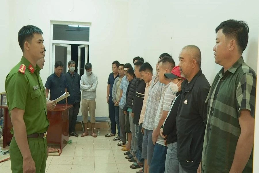 Công an triệt phá đường dây đánh bạc với giao dịch hơn 40 tỉ đồng. Ảnh: AĐ