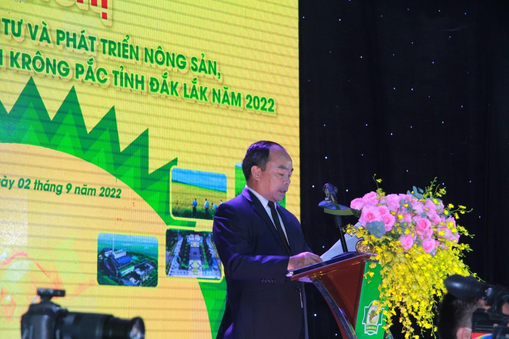 Ông Đinh Xuân Diệu, Chủ tịch UBND huyện Krông Pắk phát biểu tại hội nghị. Ảnh: NP