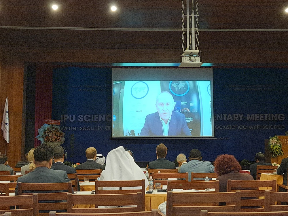 Hội thảo quy tụ nhiều nhà khoa học từ các quốc gia trên thế giới. Ảnh: QN