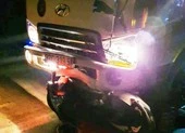 Xe tải tông vào xe máy chở ba, một người chết, hai nguy kịch
