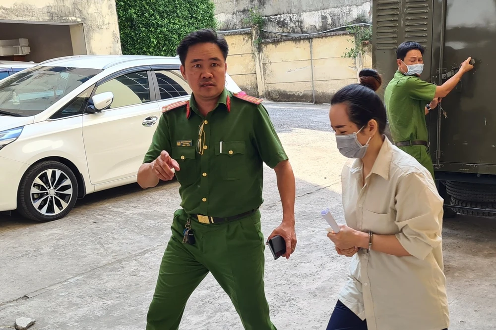 Hot girl Bình Dương làm gì với số tiền huy động hơn 150 tỉ? ảnh 2