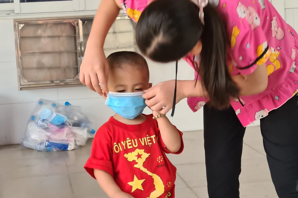 Nhật ký cách ly: 'Xin đừng gọi tên…' ảnh 19