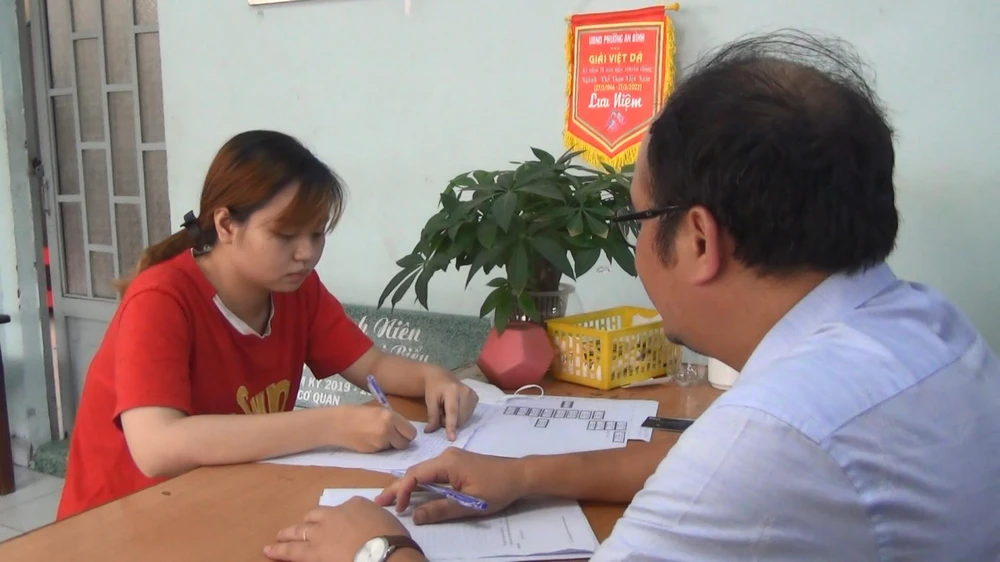 Thanh thừa nhận lừa tiền của nhiều người. Ảnh: LA Thanh thừa nhận lừa tiền của nhiều người. Ảnh: LA