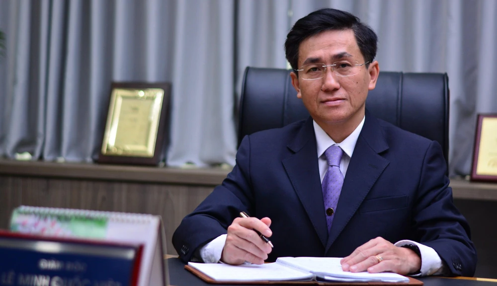 Lãnh đạo Công ty Điện lực Bình Dương luôn quán triệt cho cán bộ, công nhân viên phải nỗ lực phục vụ tốt nhất cho người dân, doanh nghiệp. Ảnh: LA