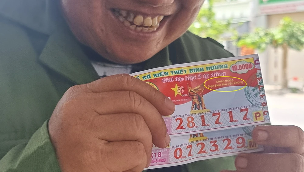 12 triệu tờ vé số tuyên truyền sai lịch sử do nhầm lẫn. Ảnh: LÊ ÁNH