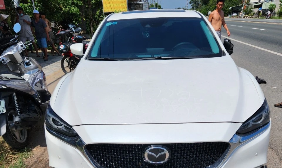 Chiếc xe ô tô hai tên cướp dùng để làm phương tiện gây án