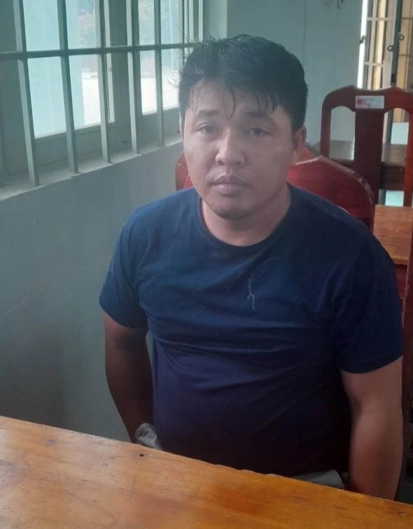 dùng súng bắn người (2).jpg