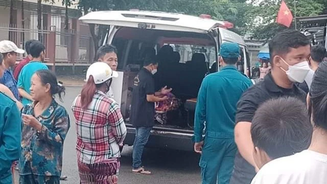 treo cổ tự tử.jpg