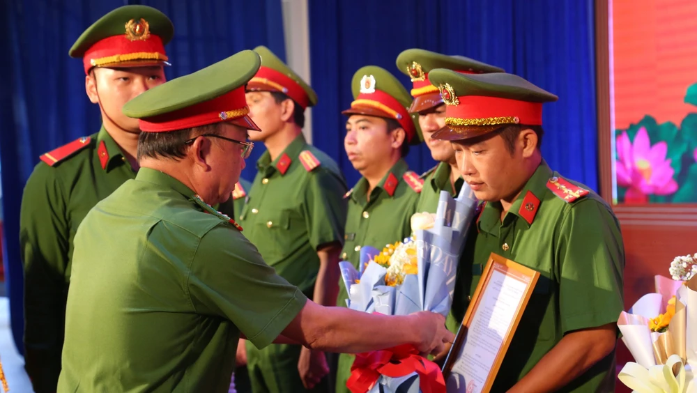 điều tra viên (1).jpg