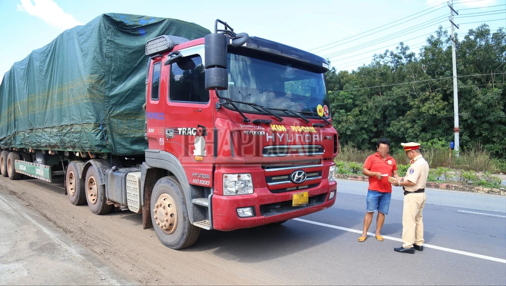 xử lý vi phạm (1).jpg