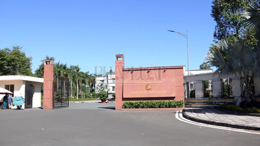 Trung tâm hành chính