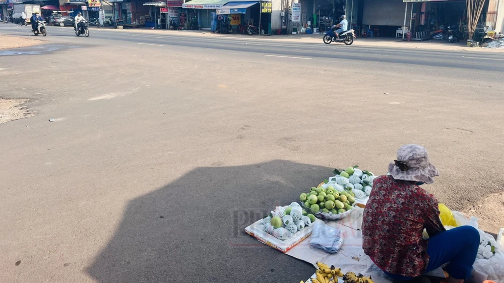 Chợ Tân Thành xây dựng hết 6 tỉ đồng nhưng lại bỏ hoang