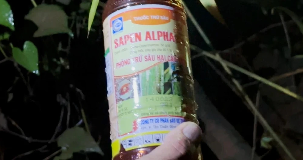 Thuốc trừ sâu (1).jpg