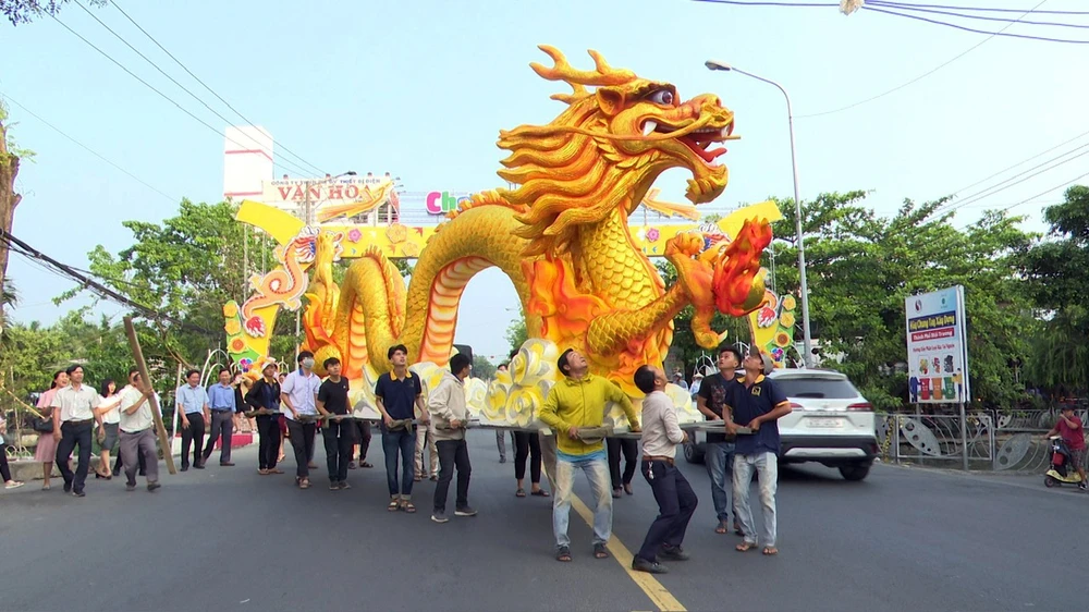 linh vật rồng (4).jpg