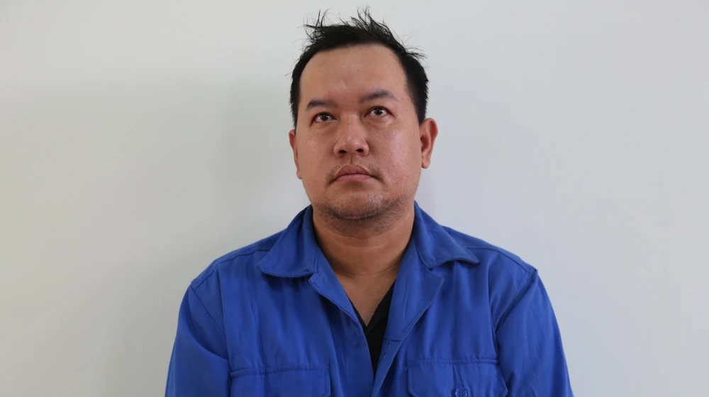 giấy tờ giả (1).jpg