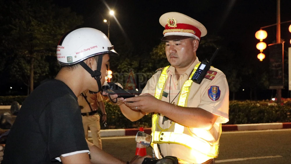 nồn độ cồn (2).JPG