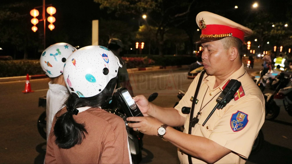 nồng độ cồn.JPG