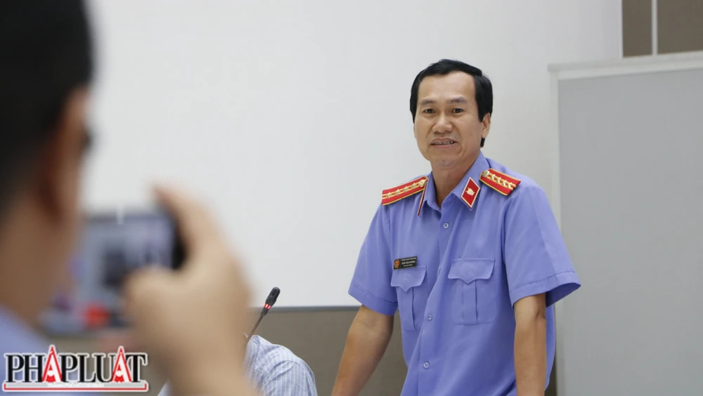 cựu bí thư bến cát (1).JPG