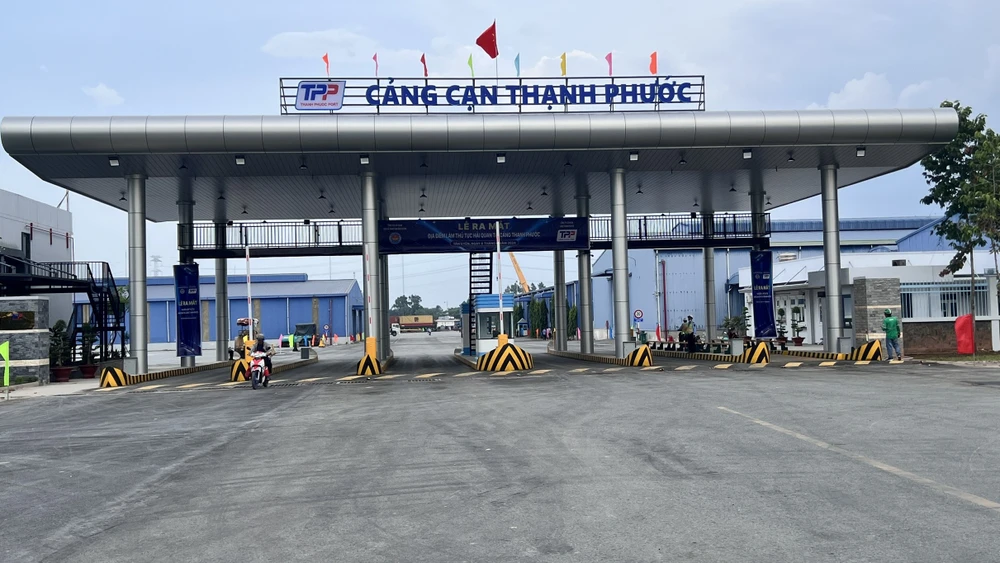cảng cạn thạnh phước (1).jpg